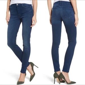 Mother The Looker Crowd Pleaser Skinny Jeans - 25.  Hole in right knee
